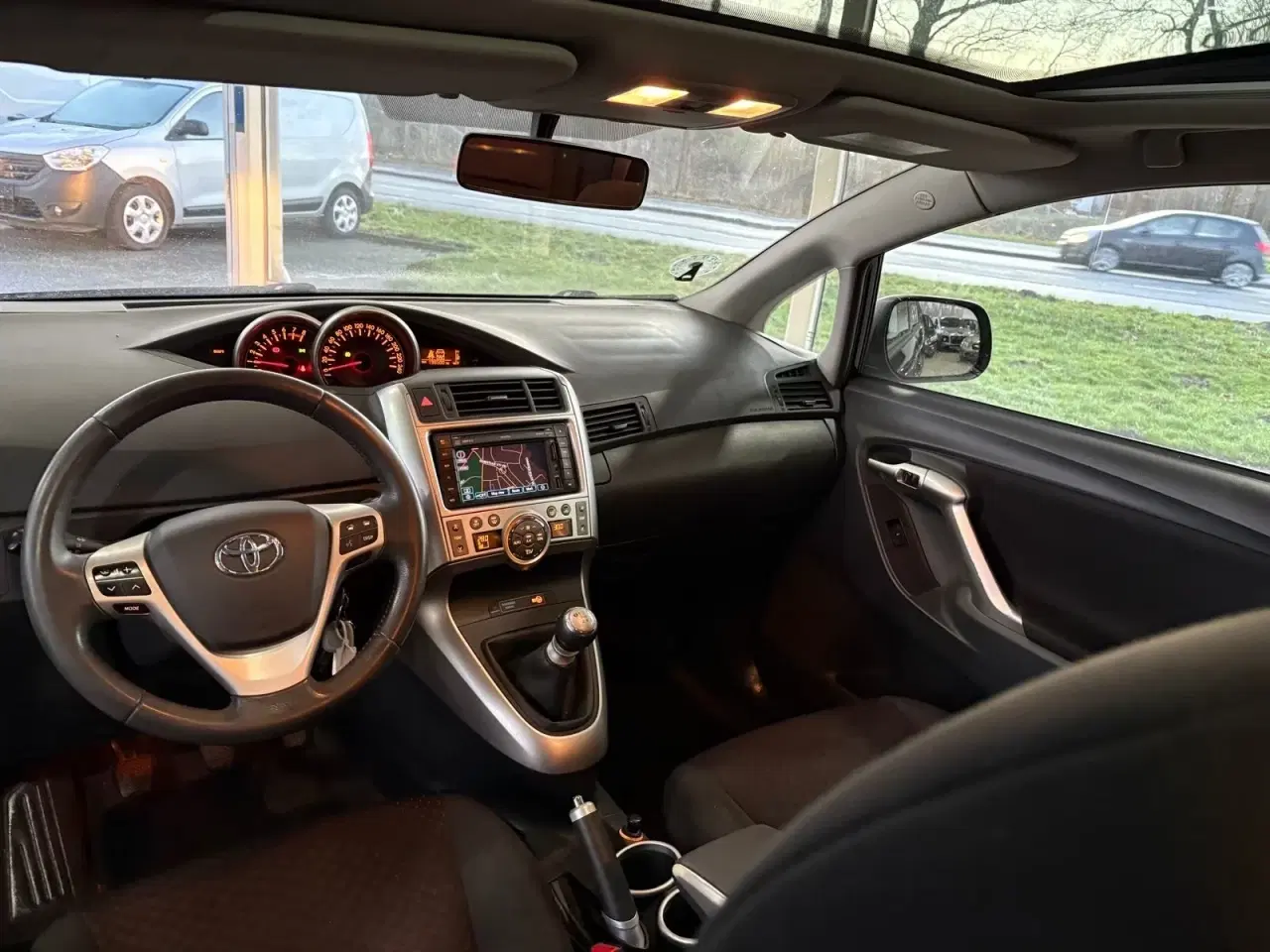 Billede 14 - Toyota Verso 1,8 TX 7prs