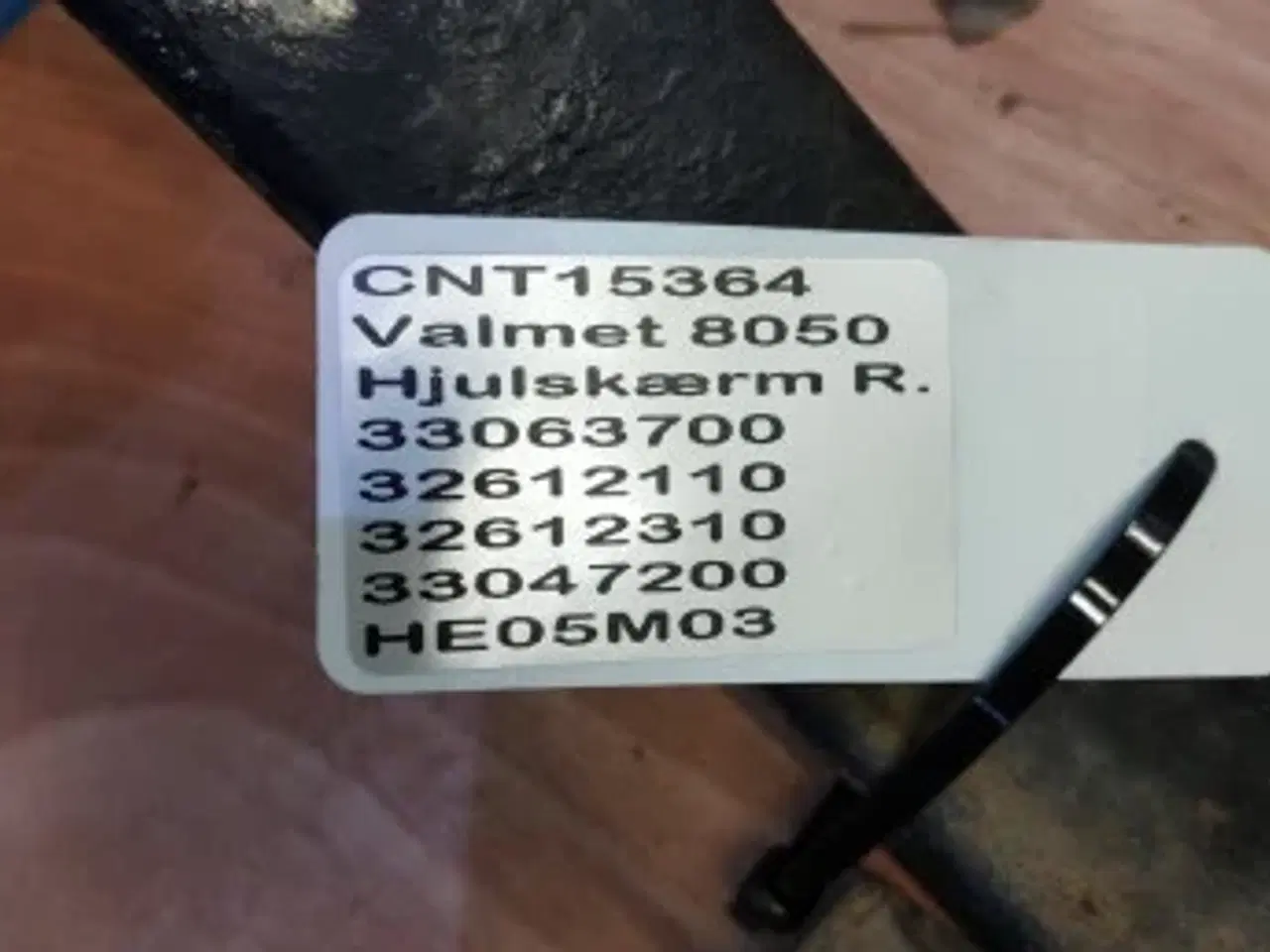 Billede 24 - Valmet 8050 Hjulskærm R. 33063700