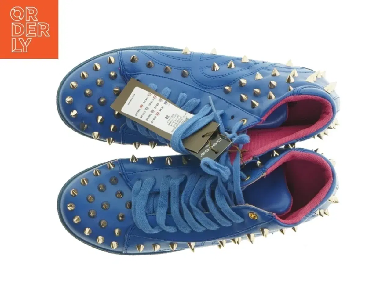 Billede 5 - Blå sneakers med nitter fra Pieces (str. 38 )