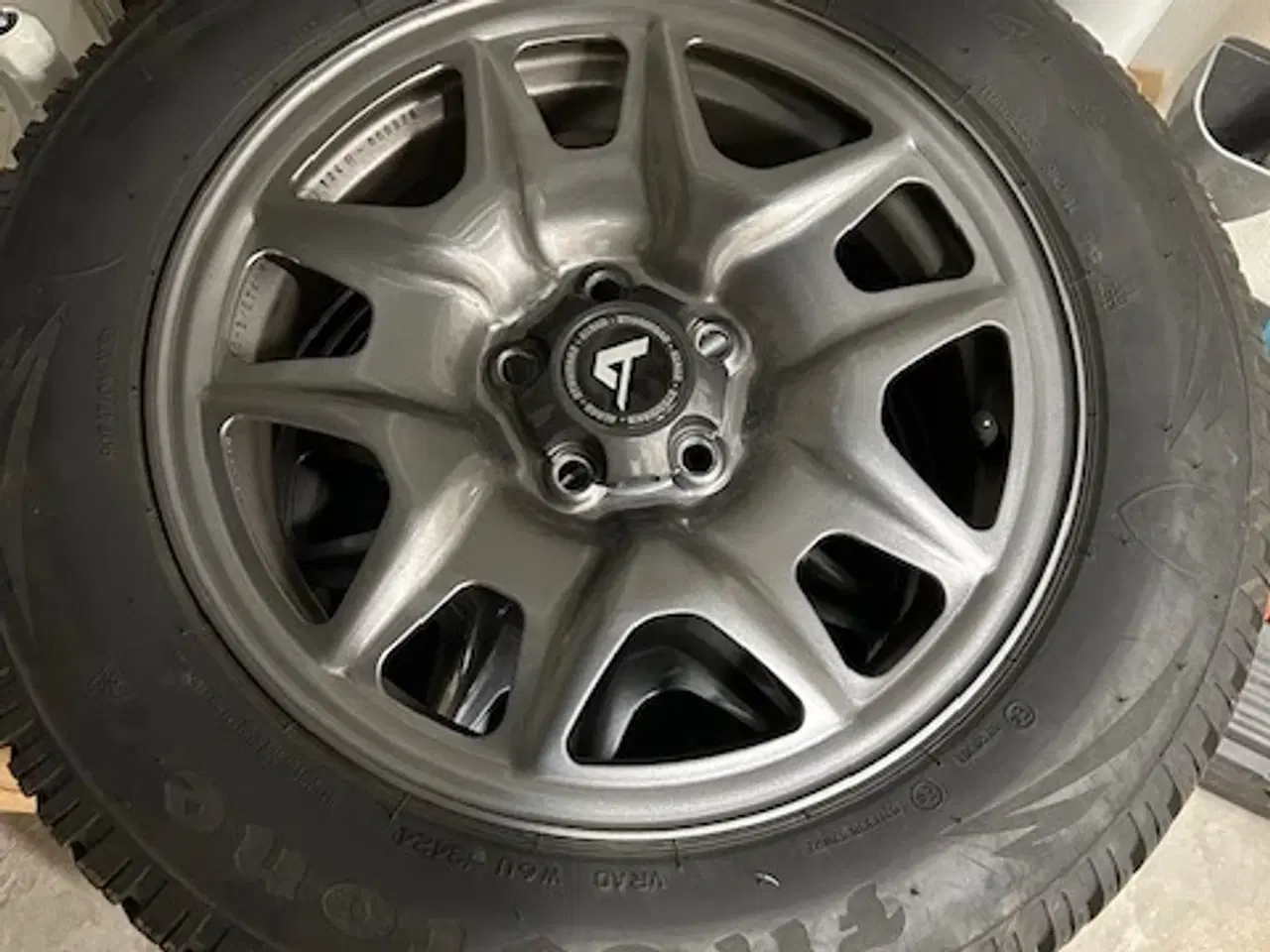 Billede 1 - Hybrid fælge med vinterdæk 185/65R 15 WH4 Fireston
