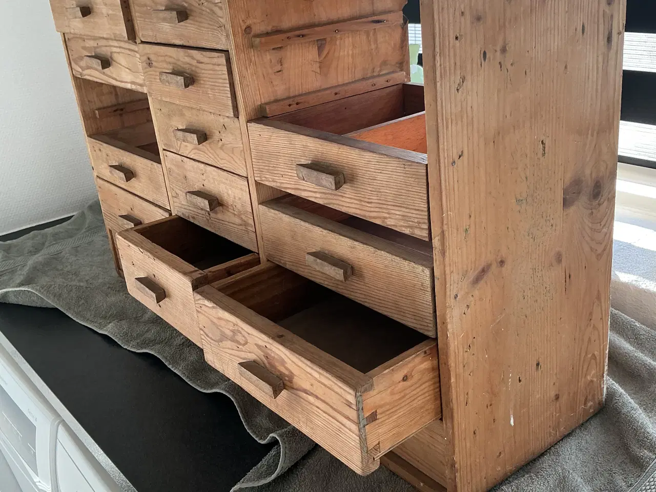 Billede 12 - Antik skuffedarium 