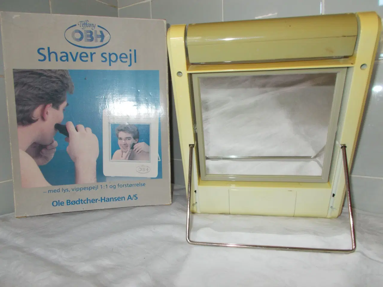 Billede 2 - NEDSAT   Make-up / shaver spejl