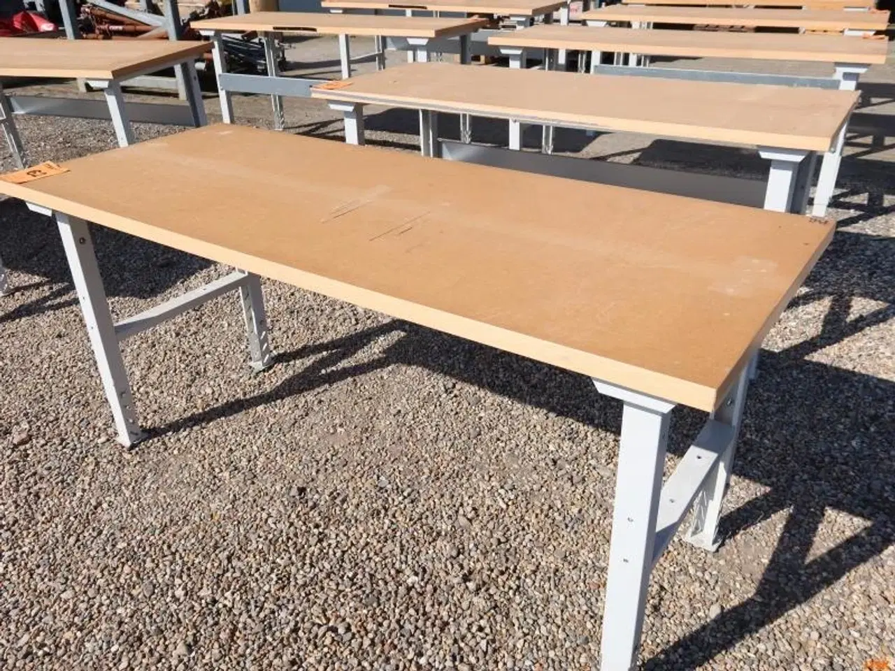Billede 1 - ARBEJDSBORD.