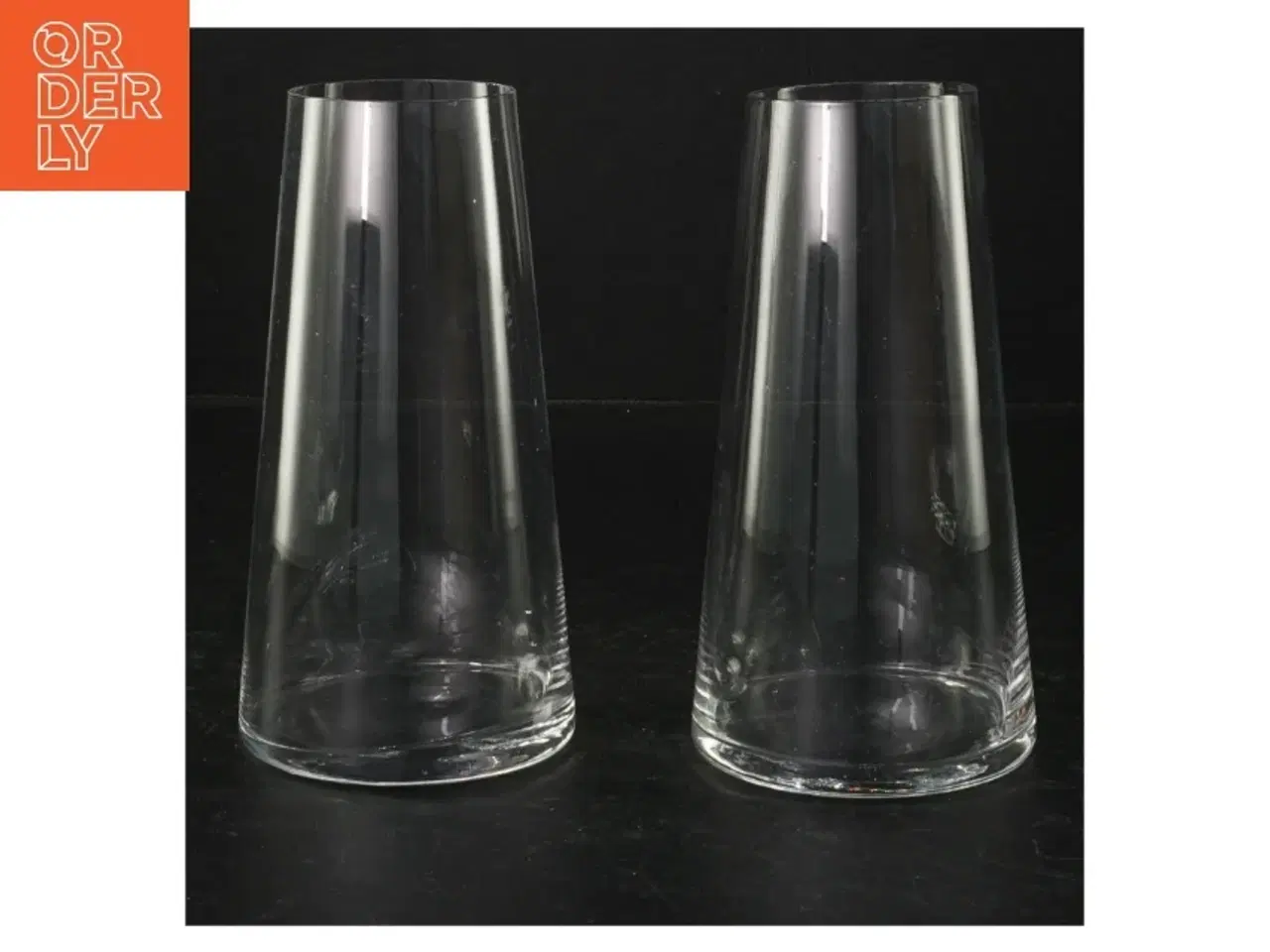 Billede 1 - Gennemsigtige glasvaser (str. H. 15 cm. ø. 8 cm)