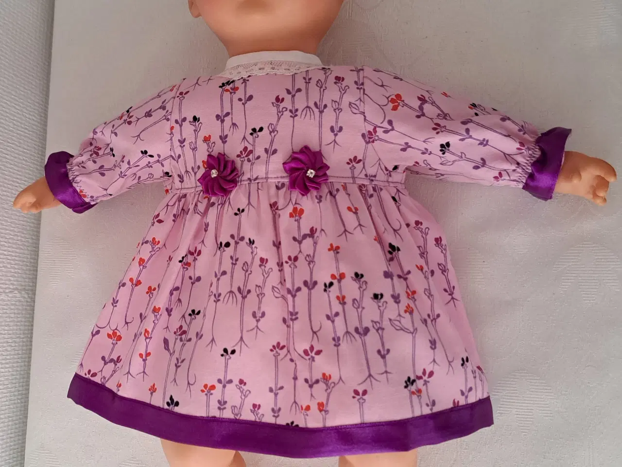 Billede 9 - Dukketøj til Asi eller til dukker på 46cm.