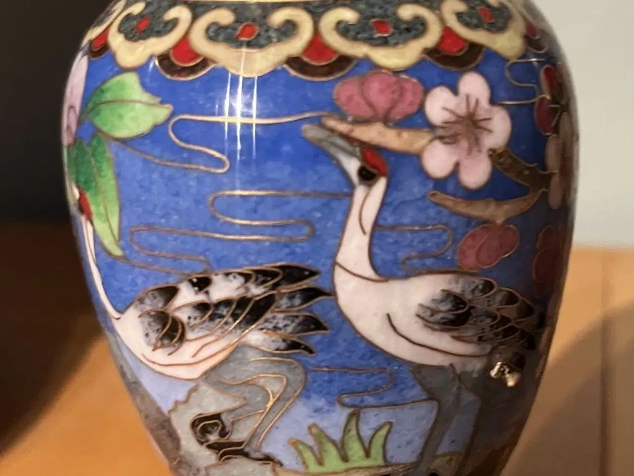 Billede 3 - Kina Cloisonne . vaser m. tranemotiver"langt liv "