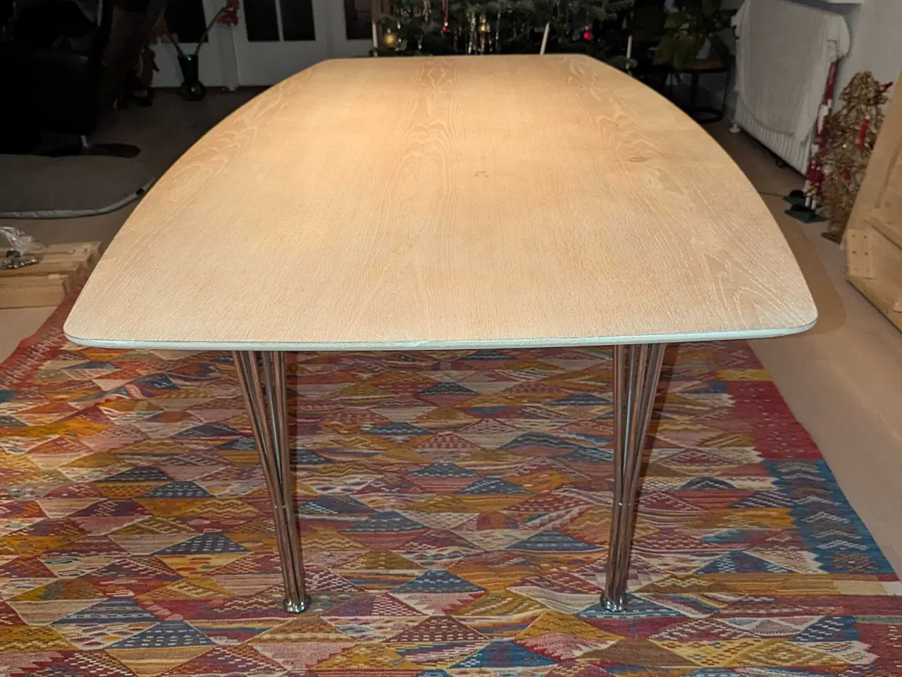 Billede 1 - Spisebord (snedkermester Lau Lauritsen)