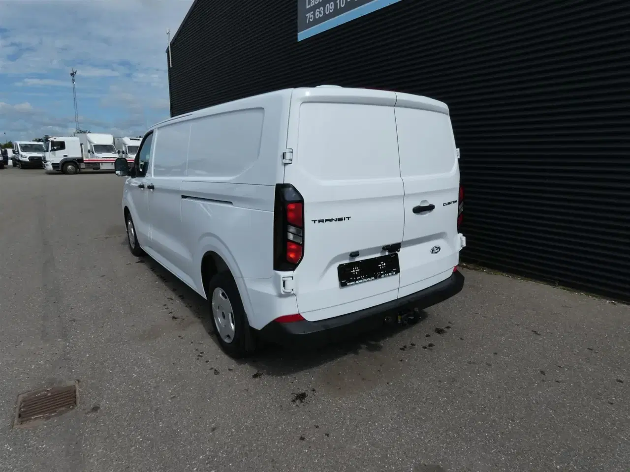 Billede 3 - Ford Transit Custom 300 L2H1 2,0 EcoBlue Trend 136HK Van 8g Aut.