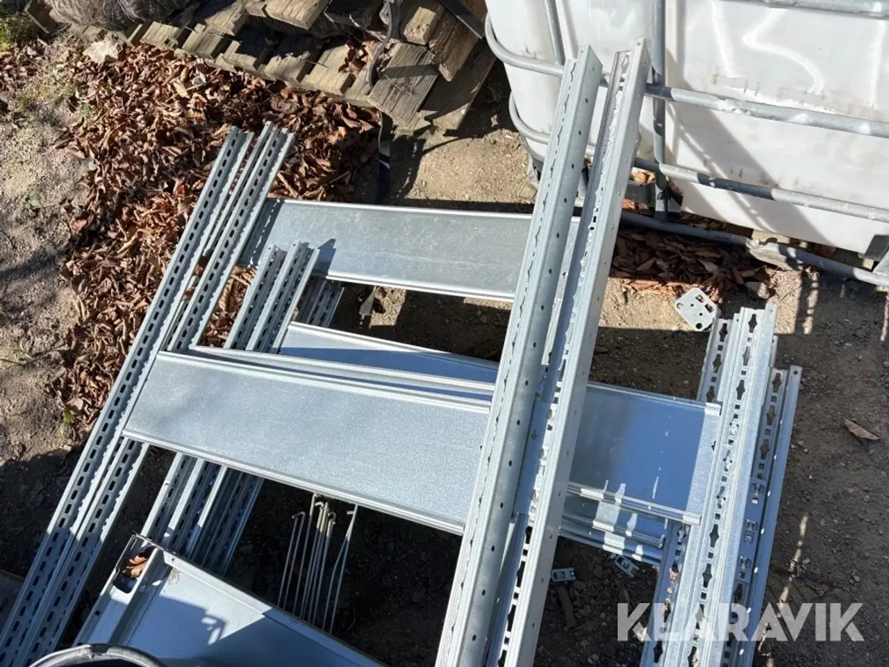 Billede 5 - Reol 23 hylder og 7 gavle