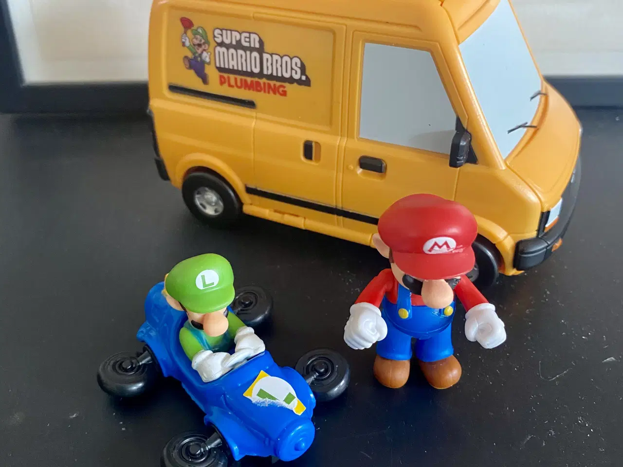 Billede 1 - Super Mario varevogn og figurer