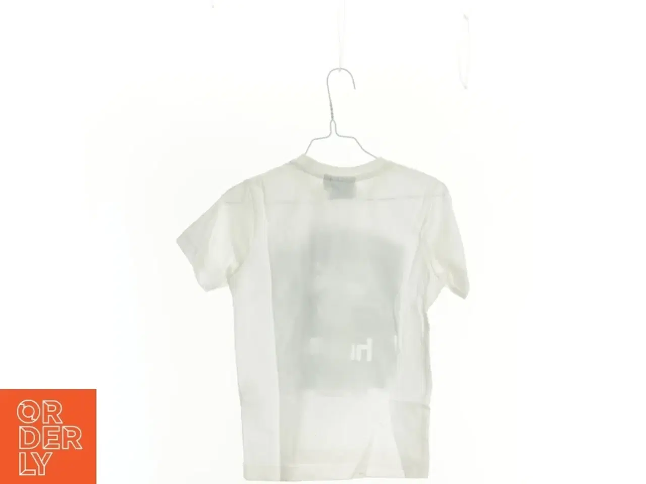 Billede 2 - T-Shirt fra Hummel (str. 104 cm)