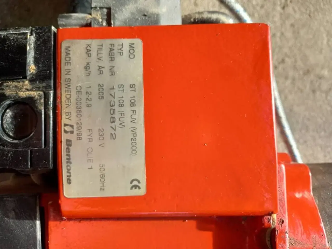 Billede 4 - Betone oliefyr brænder