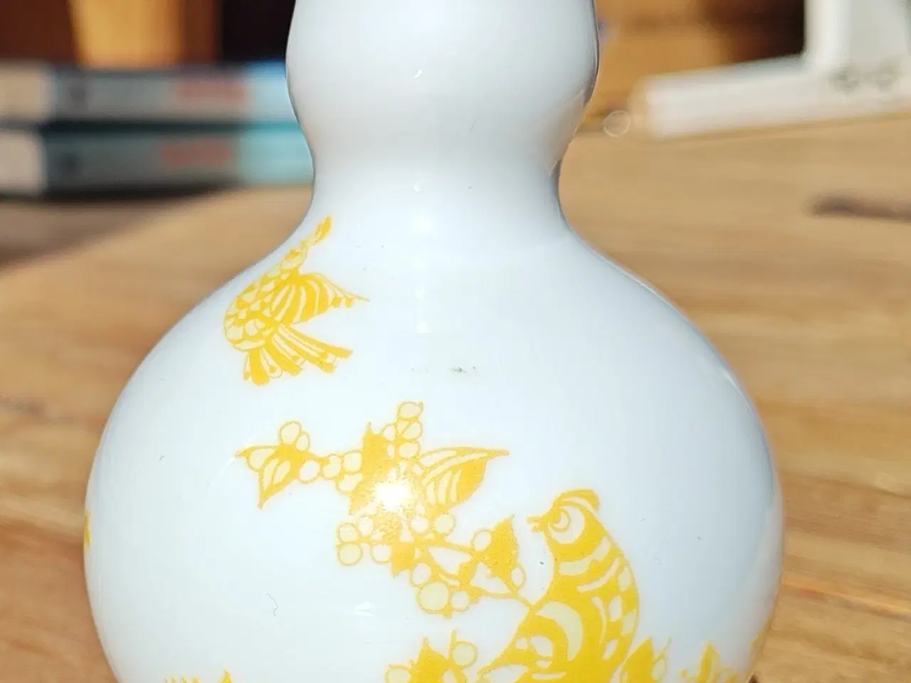 Billede 1 - Bjørn Wiinblad Lysestage i gul påske farve