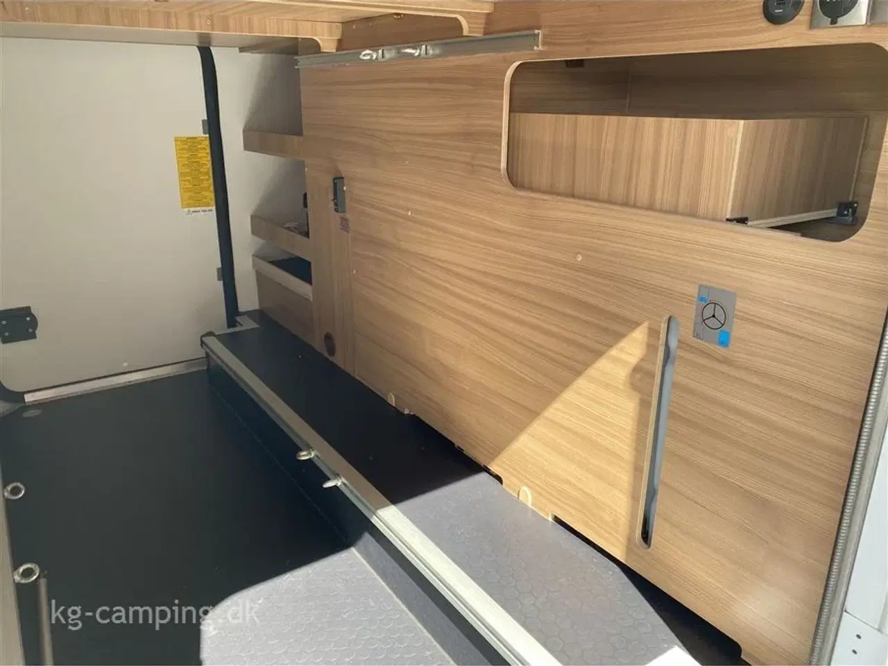 Billede 4 - 2021 - Adria Coral AXESS S600 SL   Særdeles velholdt CORAL Axcess autocamper