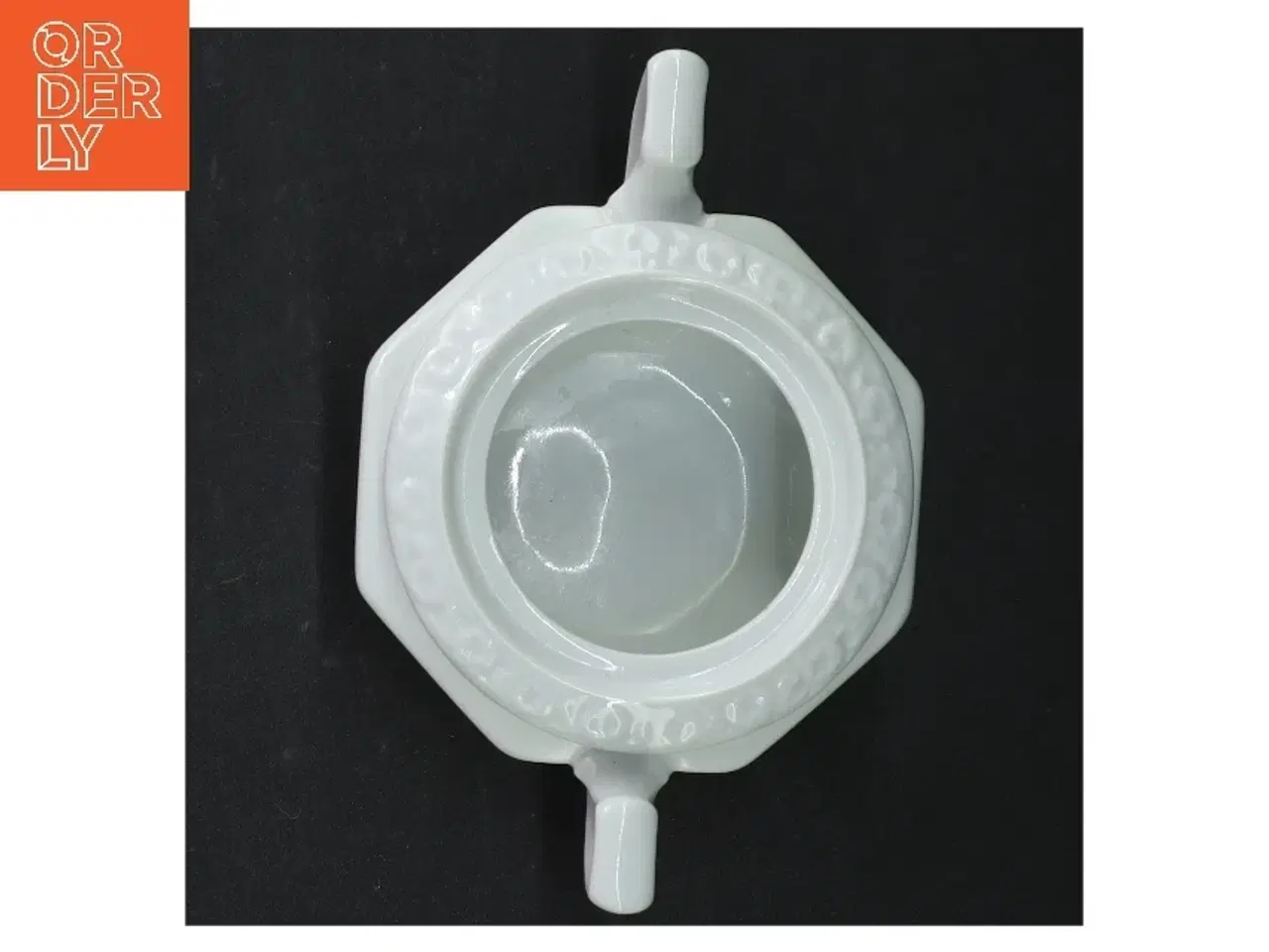 Billede 3 - Sukkerskål med låg og blomstermotiv fra Rosenthal (str. H. 10,5 cm. b. 16 cm)