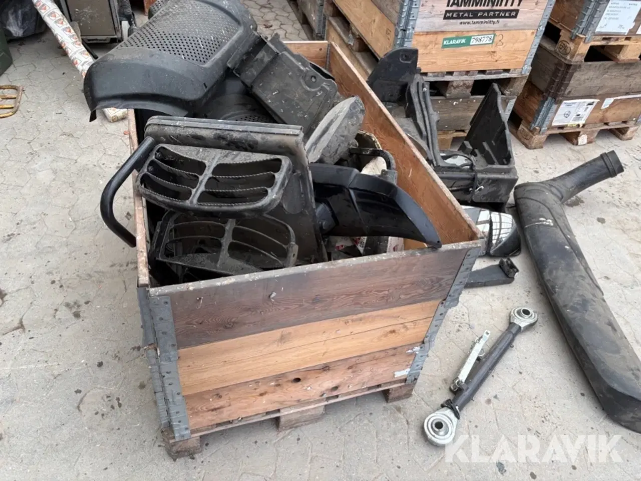 Billede 2 - Reservedele til traktor Valtra