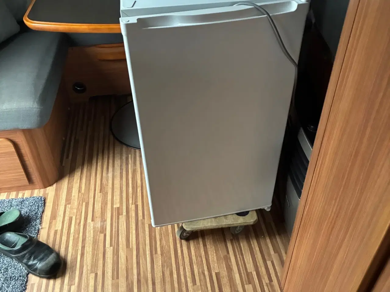Billede 3 - Lille kølseskab 