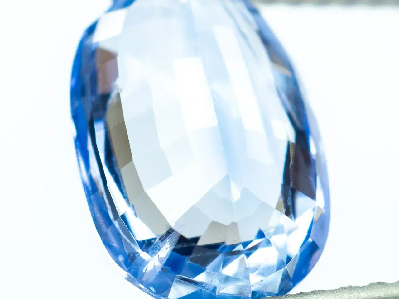 Billede 4 - Safir - 3.05 ct(lyseblå)