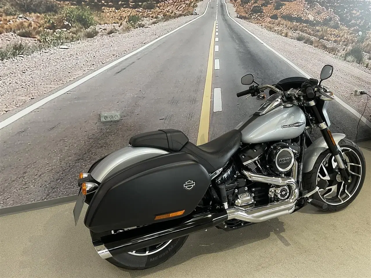 Billede 3 - Harley-Davidson FLSB Sport Glide 107"