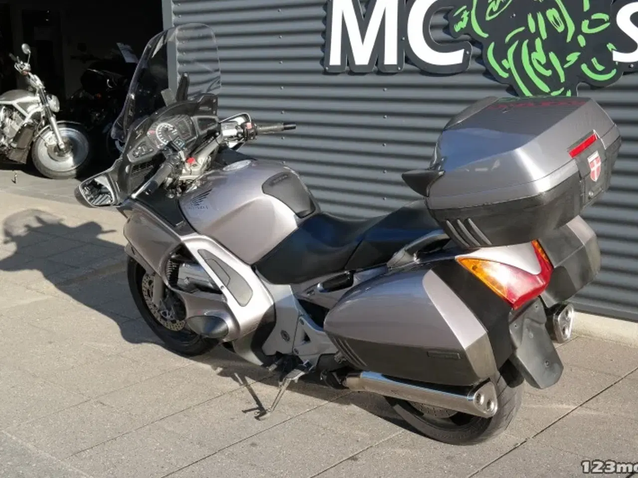 Billede 17 - Honda ST 1300 Pan European MC-SYD       BYTTER GERNE