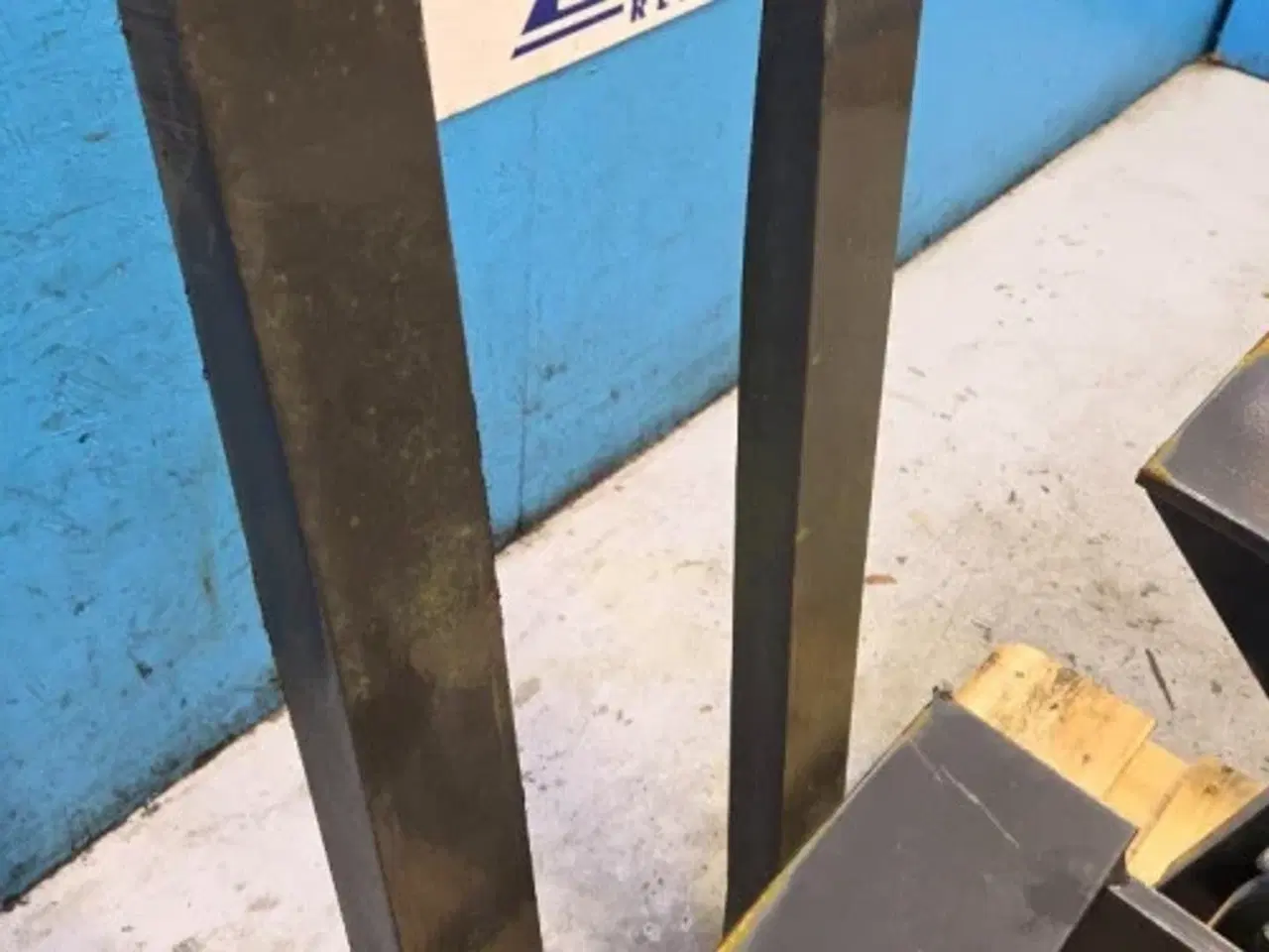 Billede 6 - New Holland B115C Pallegafler Kit 87310367