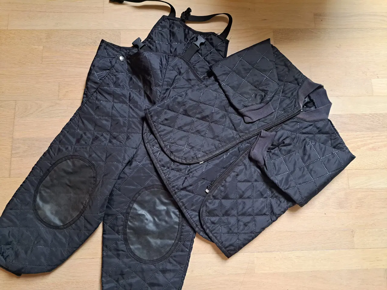 Billede 4 - Flyverdragt, jakke, softshell, termotøj, regntøj