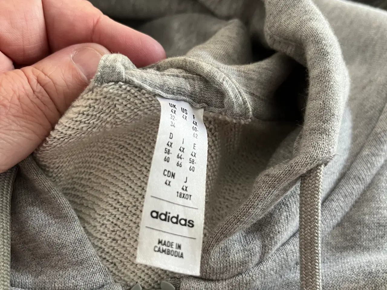 Billede 4 - Adidas hættetrøje med gennemgående lynlås