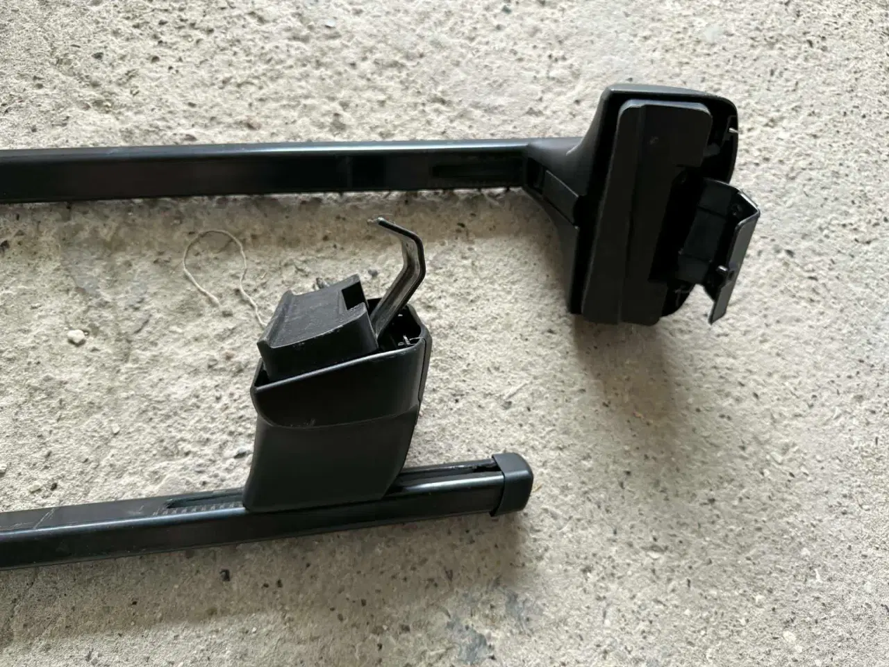 Billede 2 - Thule tagbøjler 