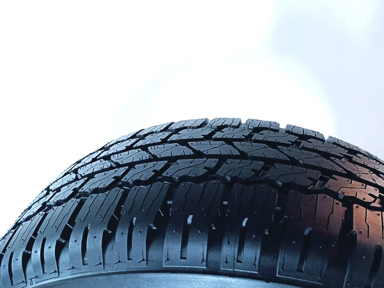 Billede 3 - NYE sommerdæk - 265/65R17 112S Bridgestone (4stk)