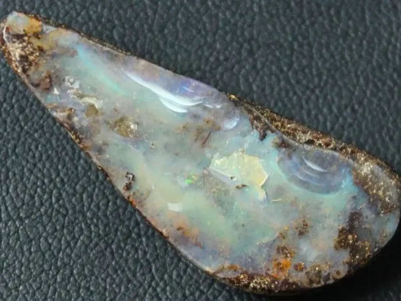 Billede 2 - Australsk Boulder Opal m. Vedhæng 27.9 karat