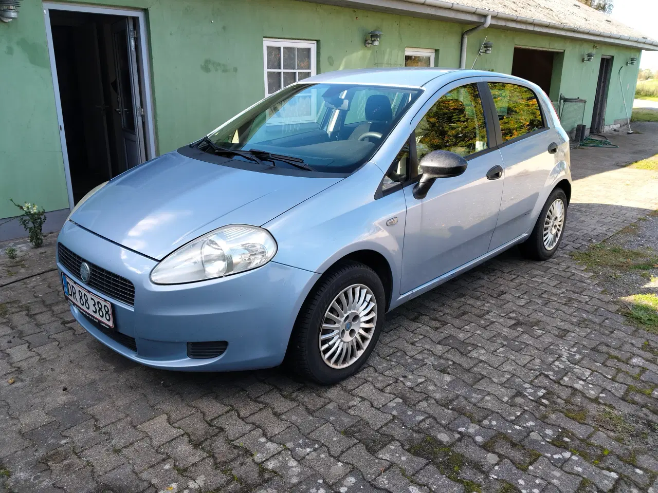 Billede 2 - Fiat Punto Grande, velkørende og nysynet