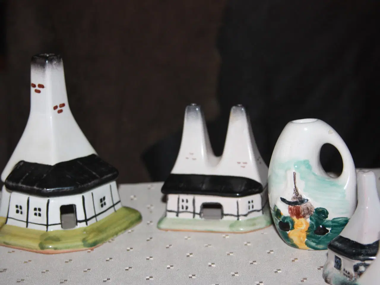 Billede 4 - En samling af Bornholmsk keramik