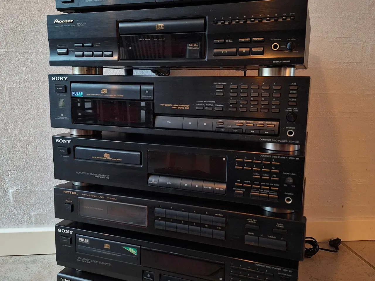 Billede 1 - Cd afspillere og en Tuner