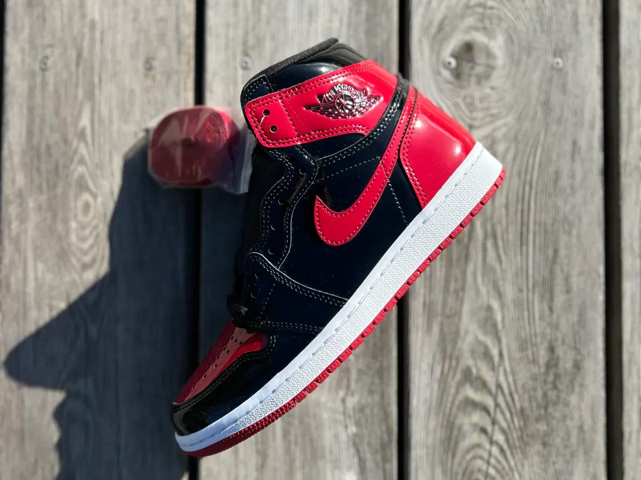 Billede 1 - Jordan 1 High “Patent Bred” i str. 40.5