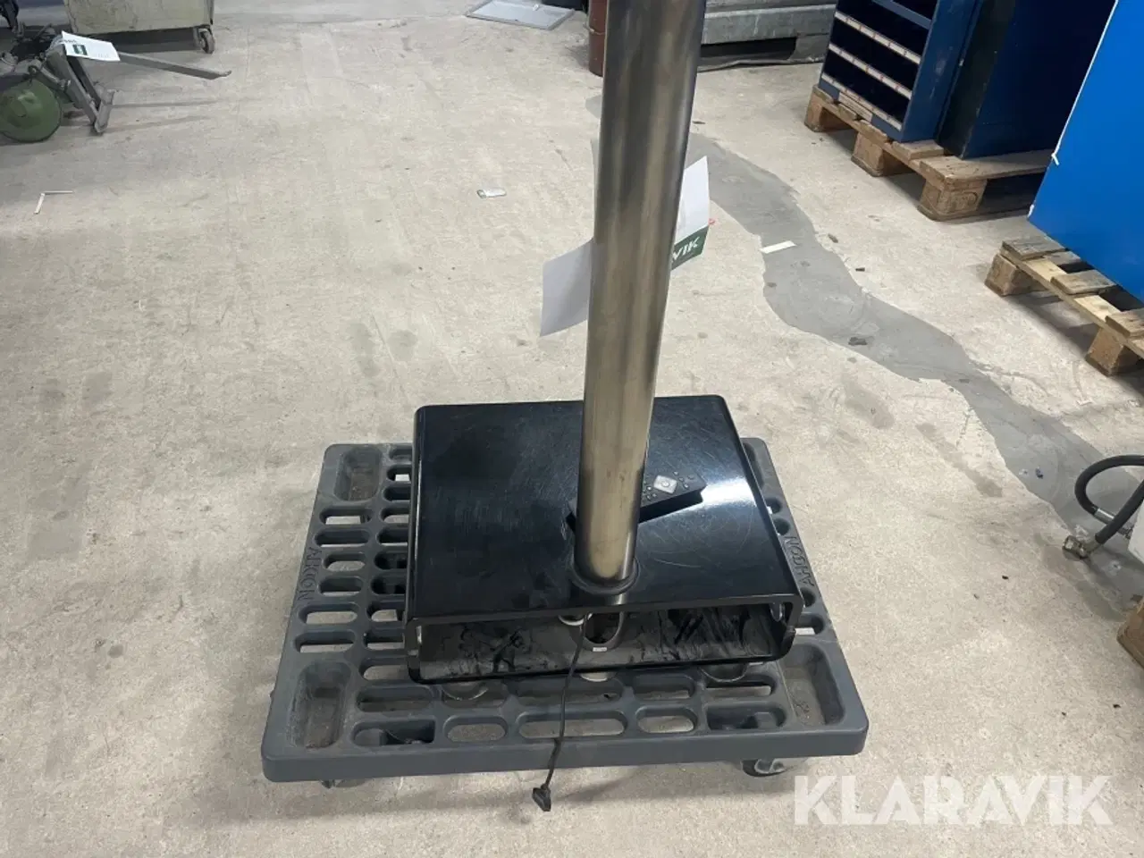 Billede 7 - Tvskærm Philips på fod