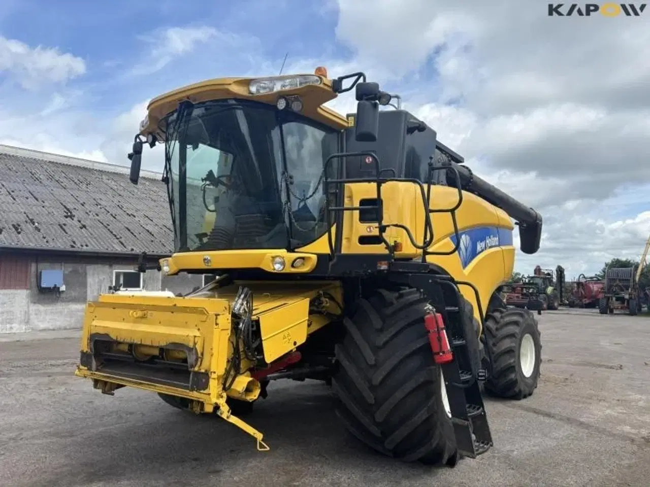 Billede 1 - New Holland 8070 4WD
