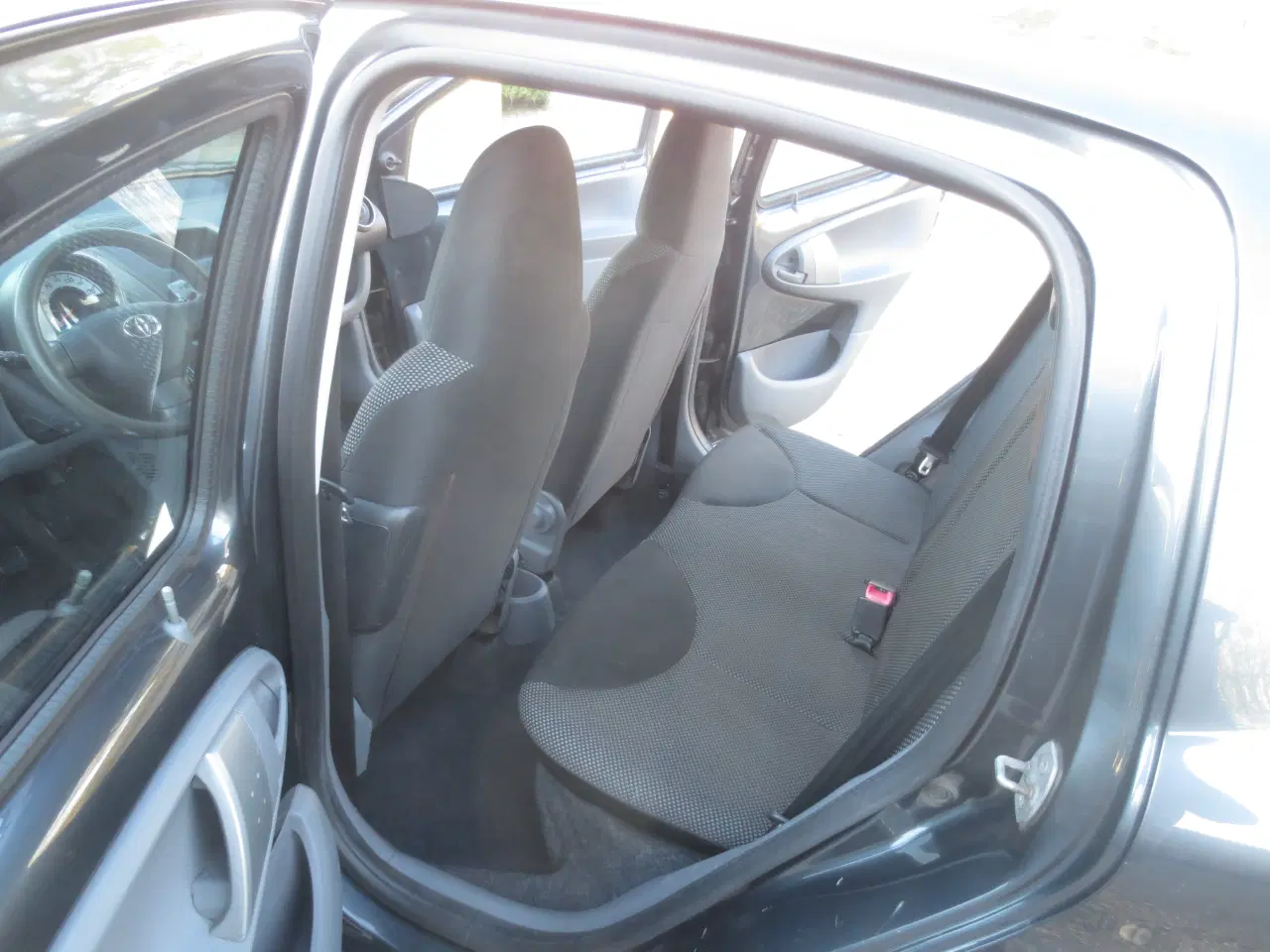 Billede 12 - Toyota Aygo  1.0 i Årg 11.  Synet i 25