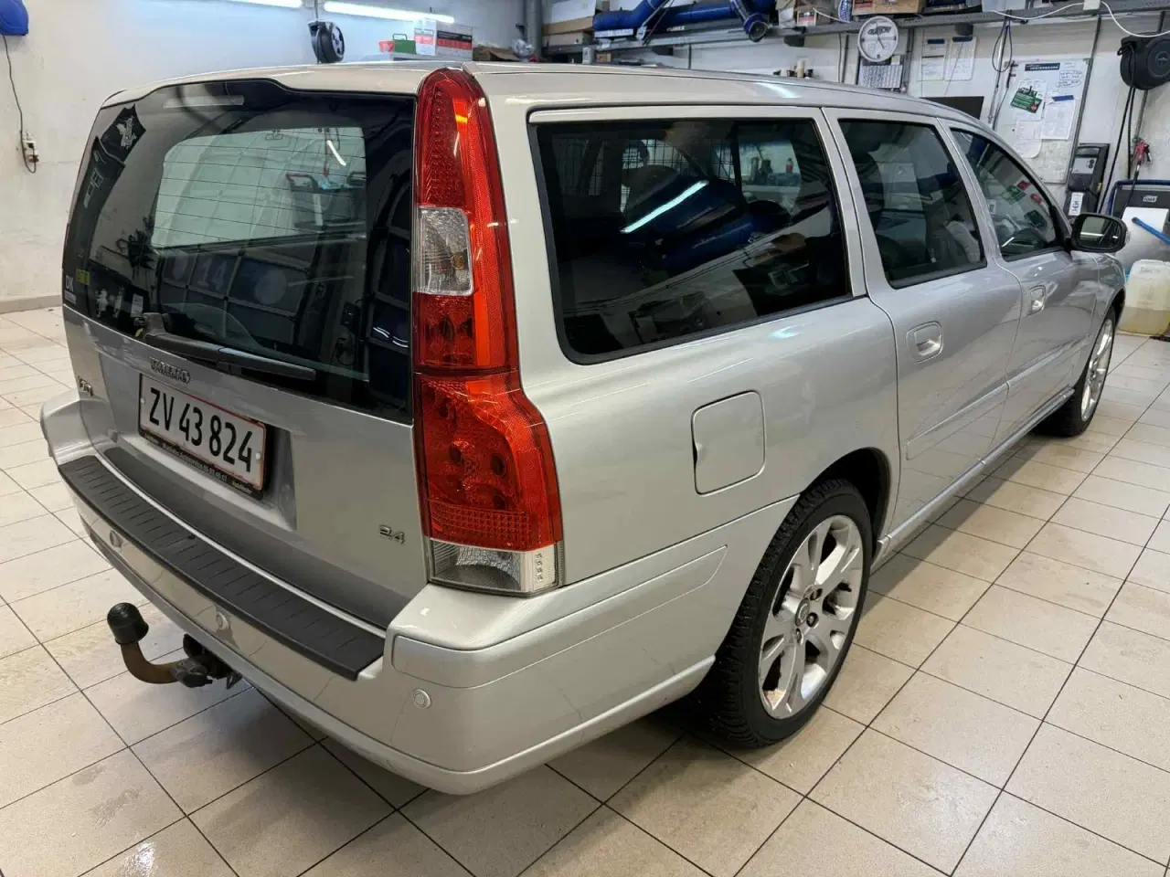 Billede 6 - Volvo V70 2,4 140