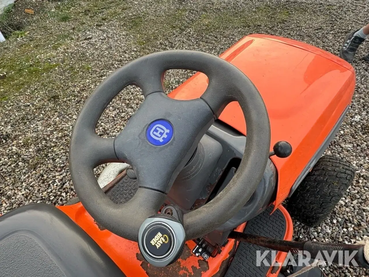 Billede 9 - Græsslåmaskine Husqvarna LTH151