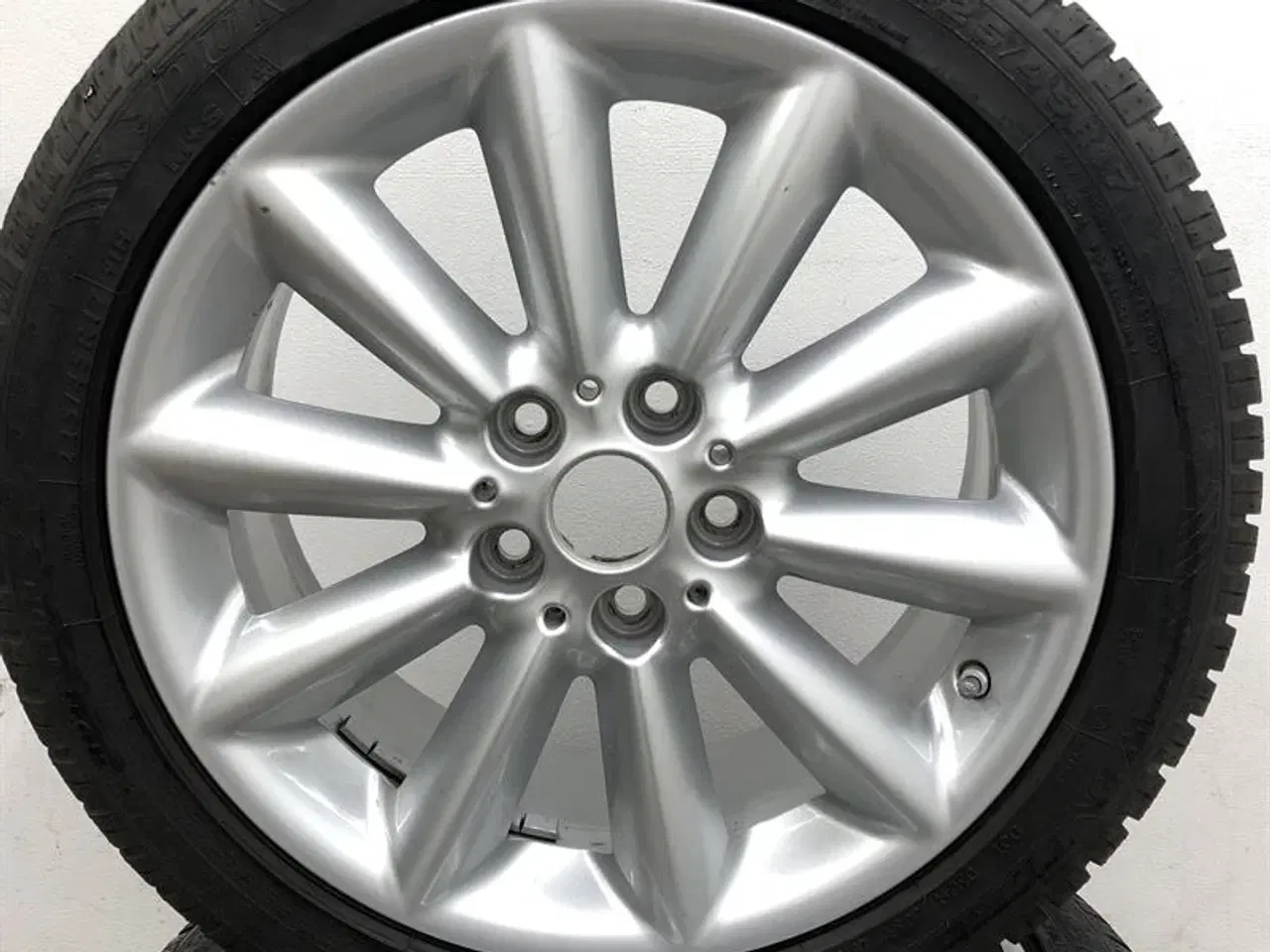 Billede 10 - 17" Org. BMW Alufælge med dæk "Vent Spoke 518" A62533 F45 SAT F46 MPV F54 F45 SAT LCI F46 MPV LCI F54LCI