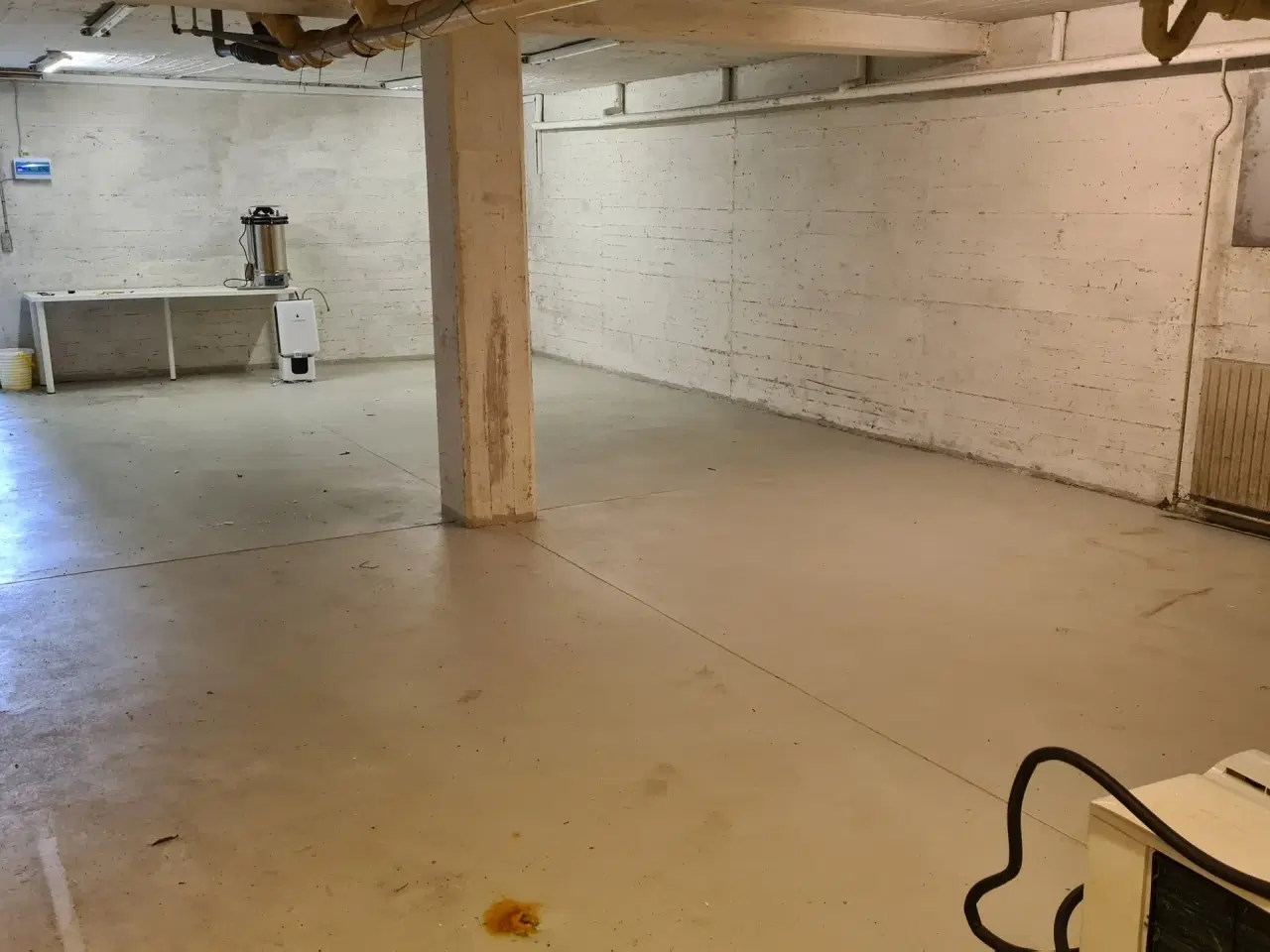 Billede 4 - Lager / værksted