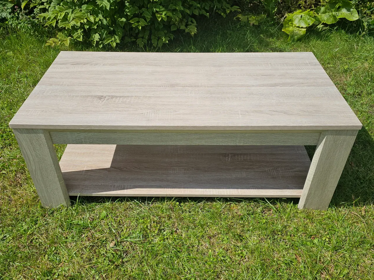 Billede 1 - Sofabord i Laminat – God Stand