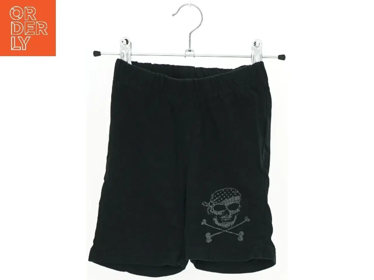 Billede 1 - Børne shorts med pirate print (str. 104)