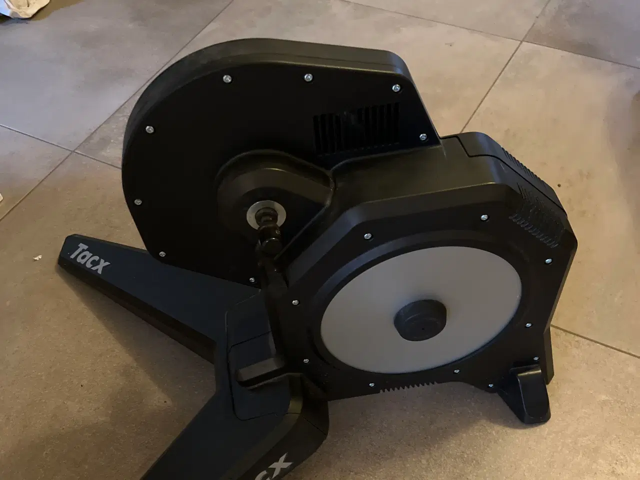 Billede 2 - Tacx cykeltræner gives væk