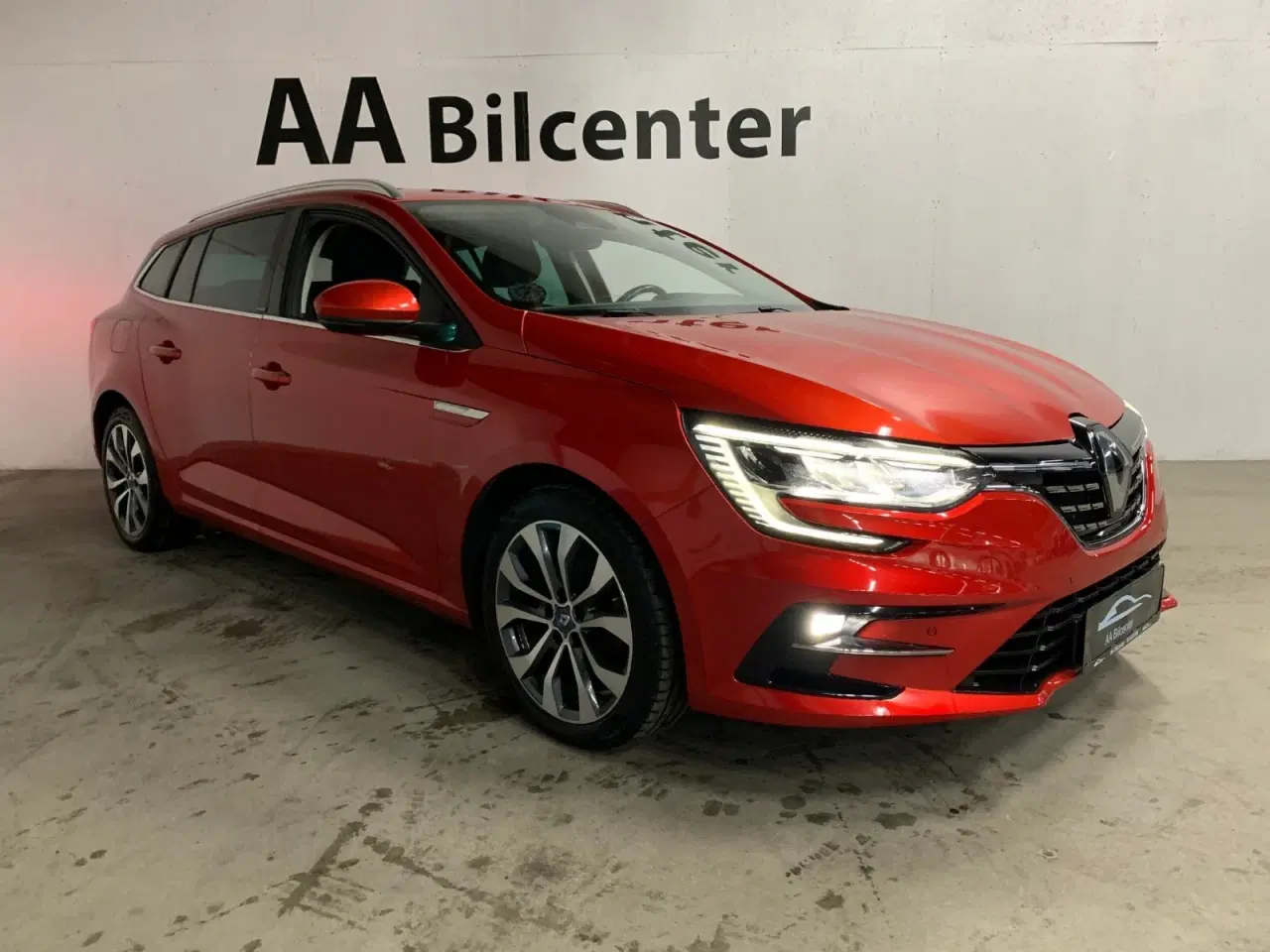 Billede 1 - Renault Megane IV 1,6 E-Tech Intens Sport Tourer