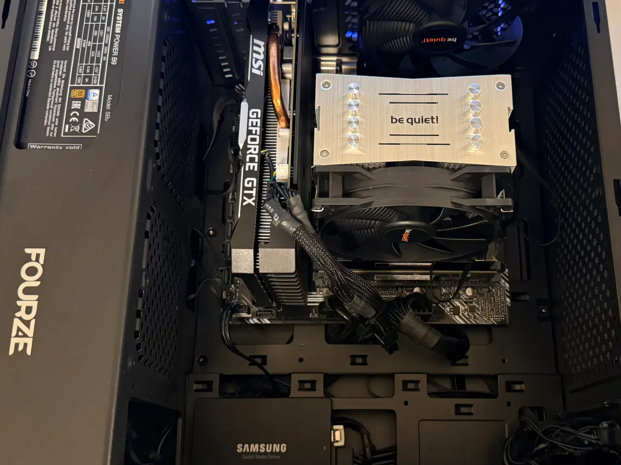 Billede 3 - Gamer PC med alt tilbehør, Geforce, 16GB, 27"