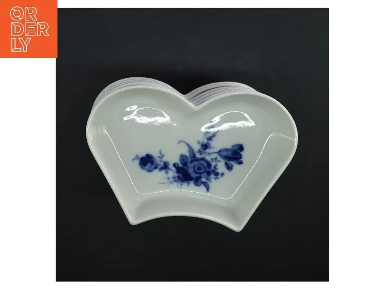 Billede 1 - Sæt med porcelænsskåle (str. 6 styk, 16x12x4 cm)