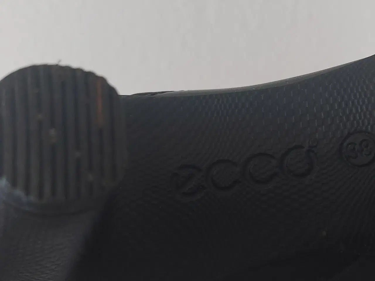 Billede 2 - 3 forskellige ankelstøvlert .