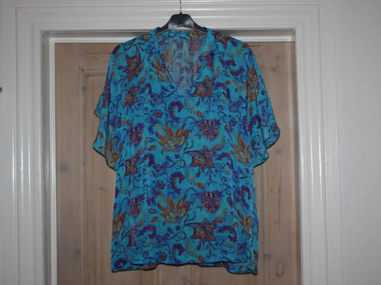 Billede 1 - Silk crepe bluse str. L 80% silke 20% viscose