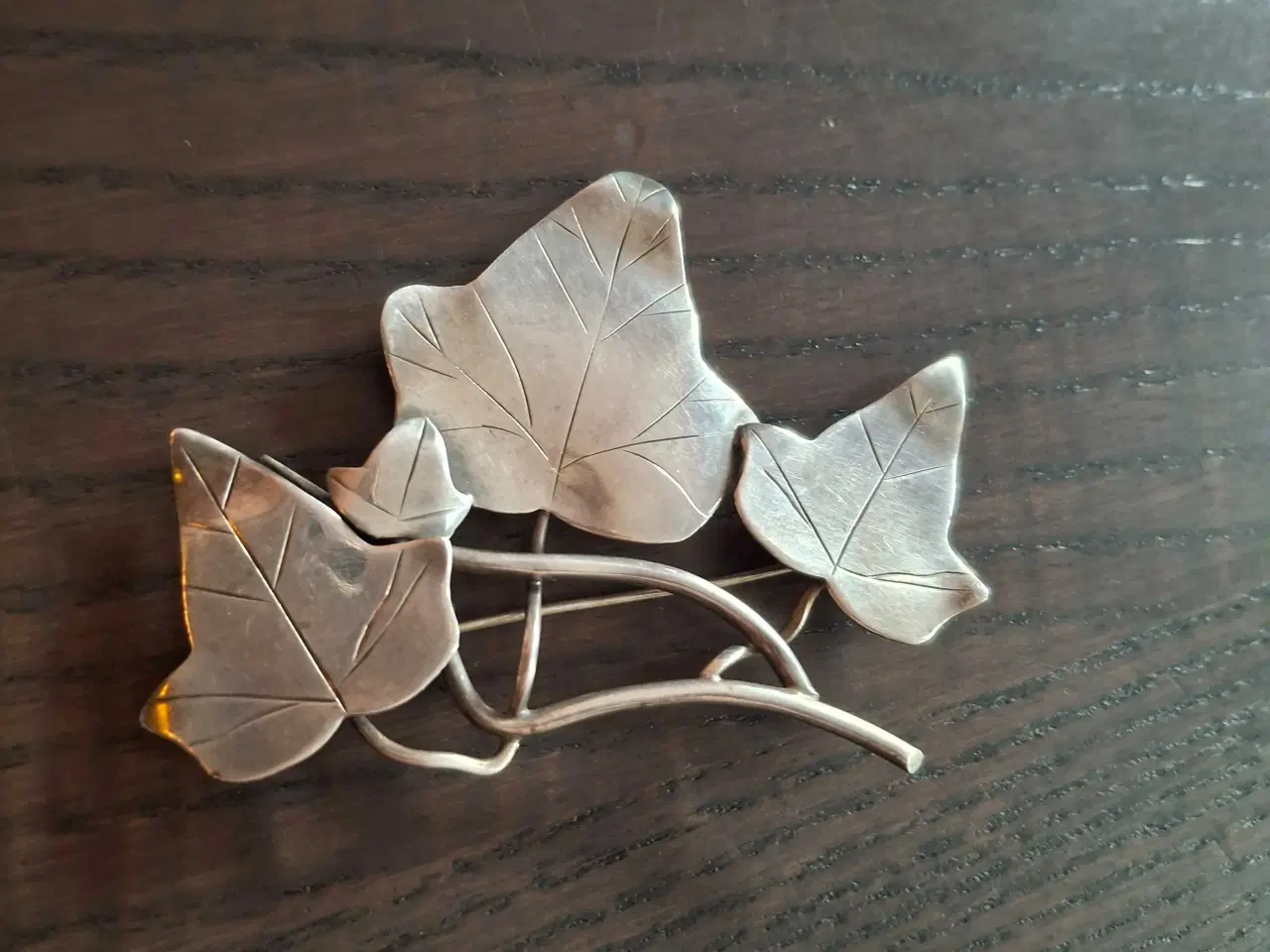 Billede 1 - Antik broche "Efeu" i Sterlingsølv•Anton Michelse
